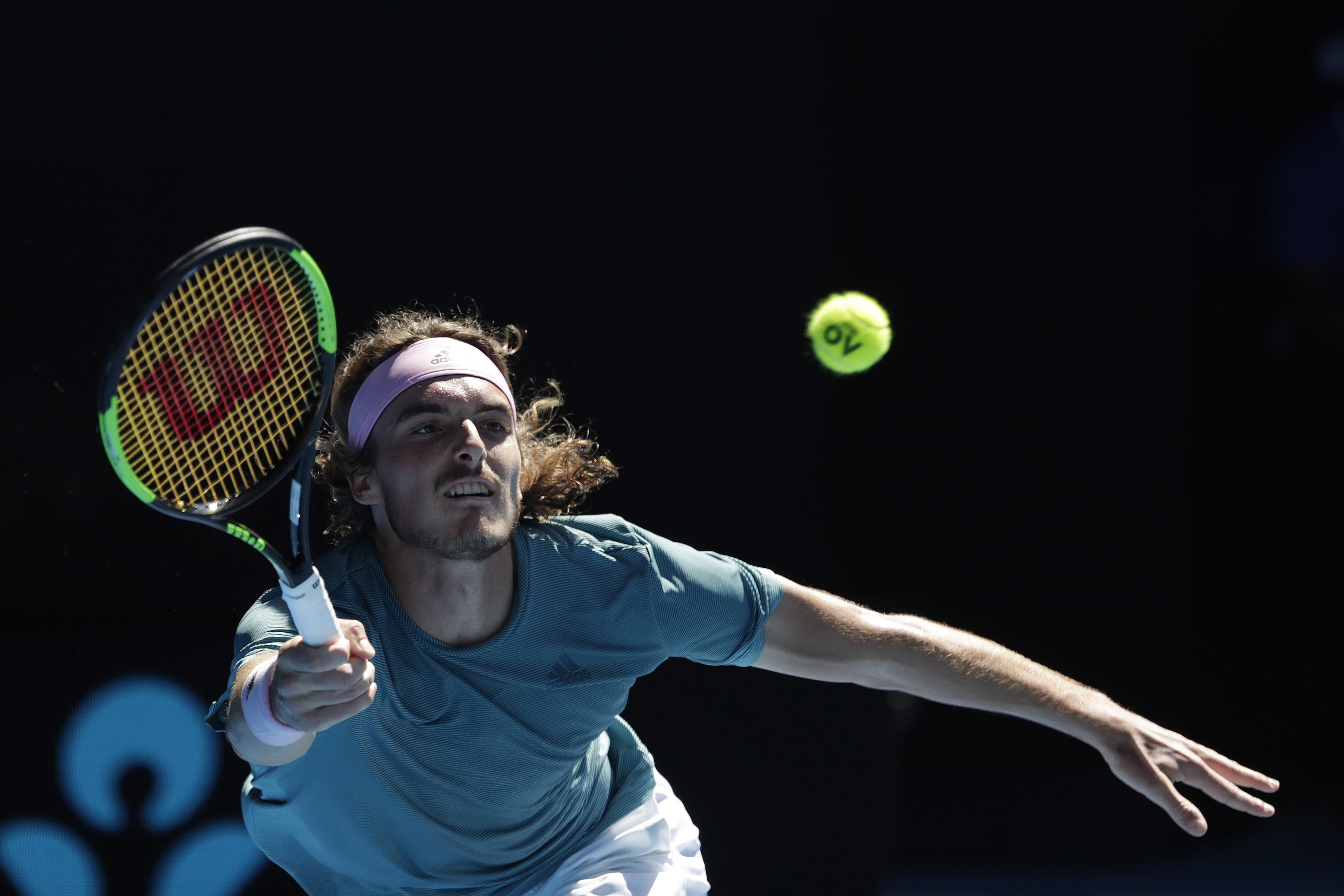 ATP总决赛力克澳网,西西帕斯刷新纪录 ATP总决赛力克澳网,西西帕斯刷新纪录