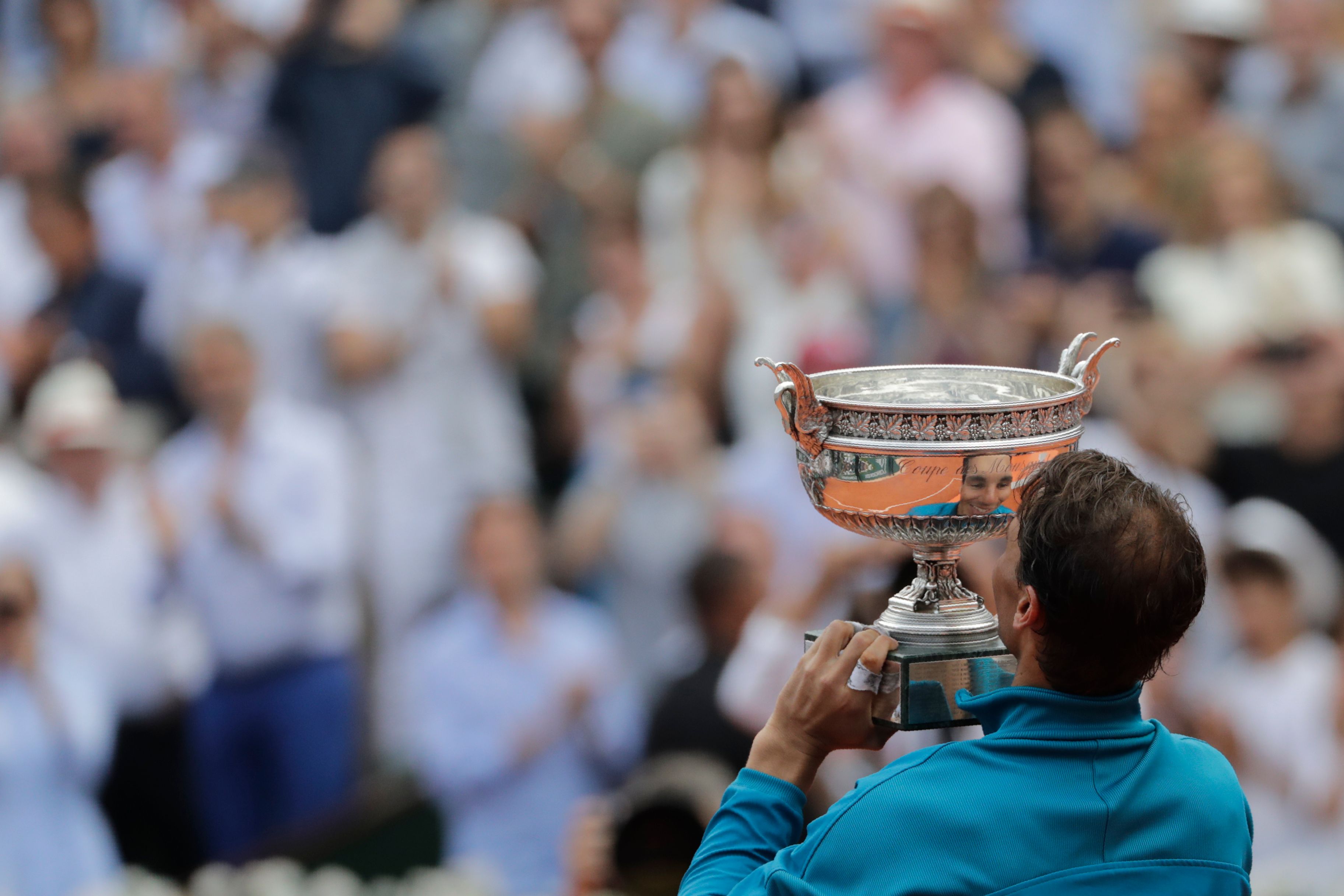 法网完胜澳网,纳达尔高光表现 法网完胜澳网,纳达尔高光表现