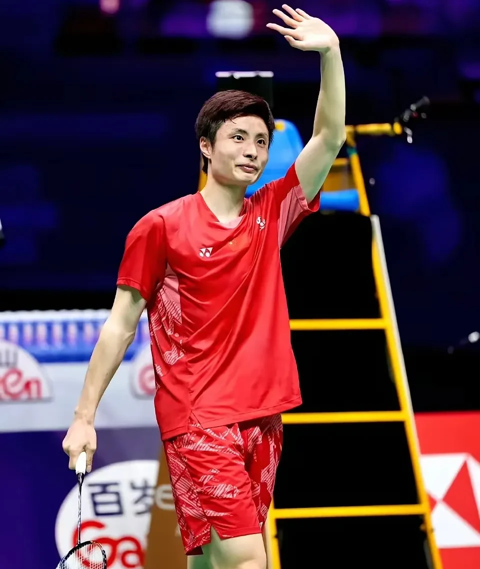 法国队完胜日本队,石宇奇刷新纪录 法国队完胜日本队,石宇奇刷新纪录