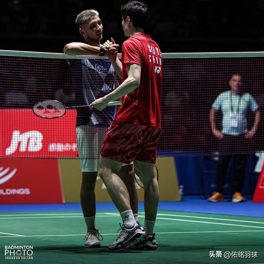 法国队完胜日本队,石宇奇刷新纪录 法国队完胜日本队,石宇奇刷新纪录