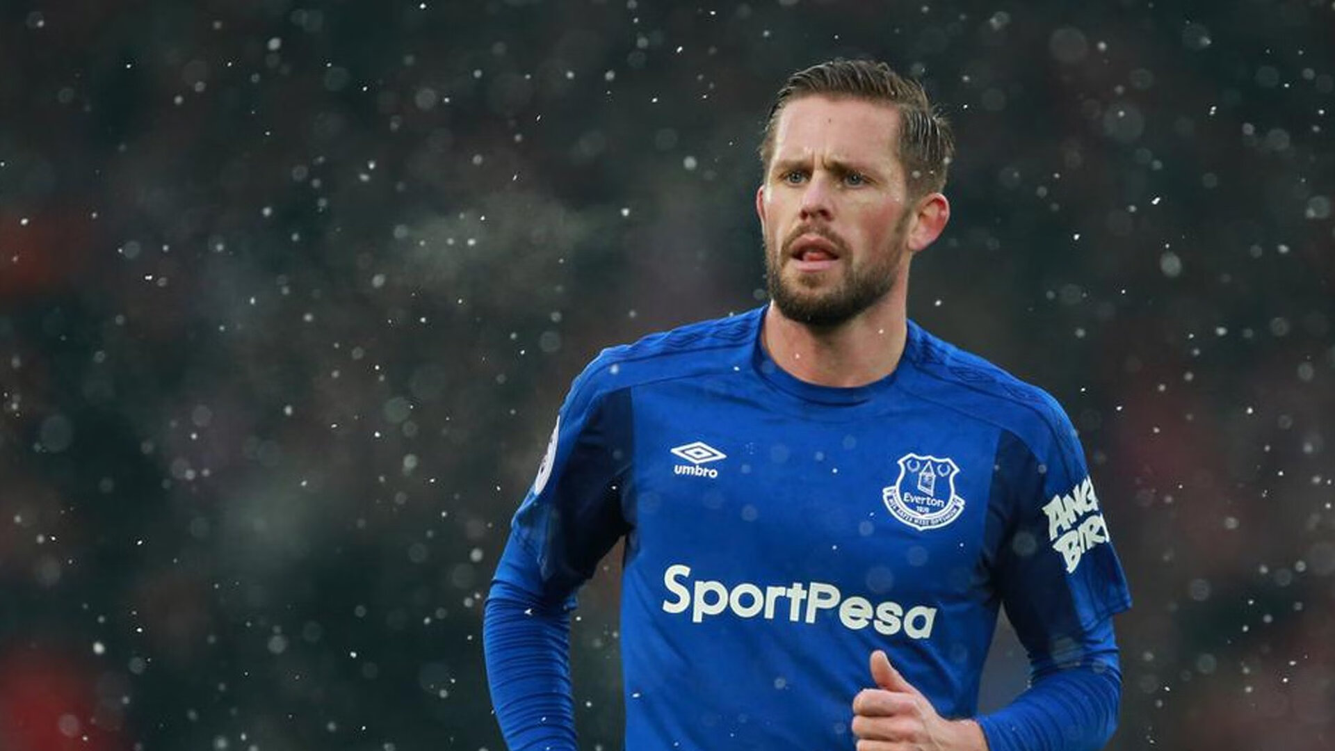 姆巴佩状态火热映照足坛无常，牙买加绝杀利物浦启示录