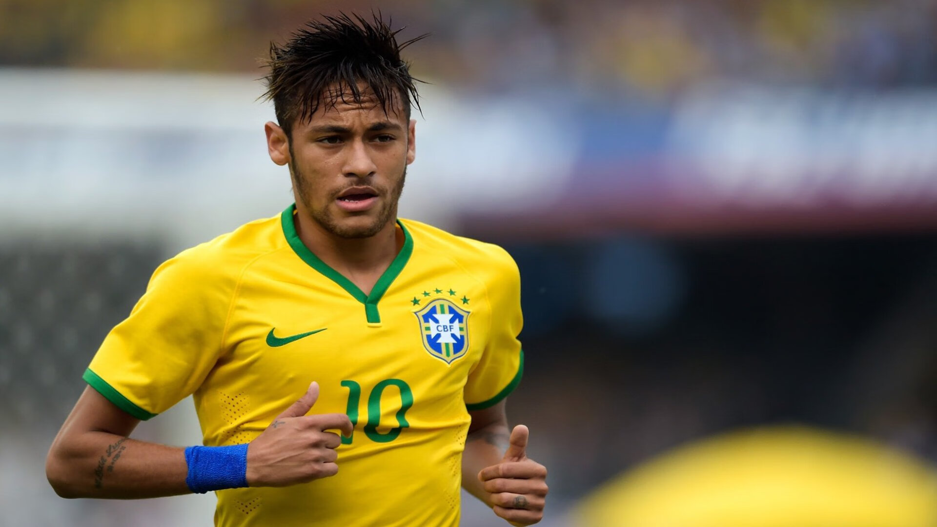 黄喜灿统治全场，摩洛哥完胜伊朗，当个人英雄主义照亮集体足球的夜空