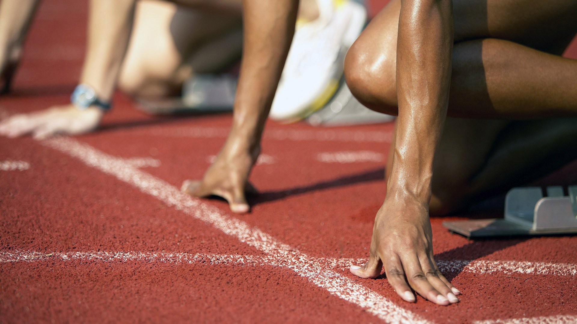 卡塔尔横扫勒沃库森，苏亚雷斯在西决生死战接管比赛，体育如何成为地缘政治的隐秘战场？